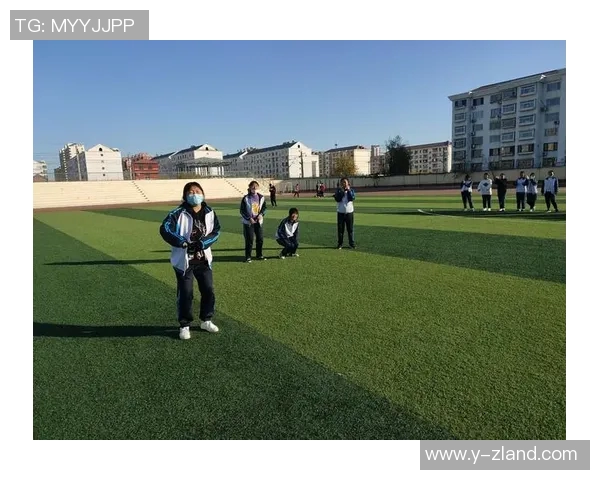 二年级学生在体育课上快乐锻炼的精彩瞬间与感悟分享